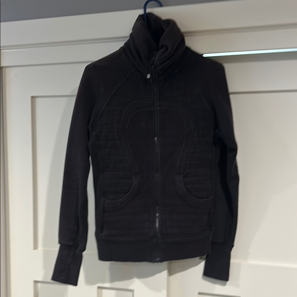 Lululemon black scuba full zip